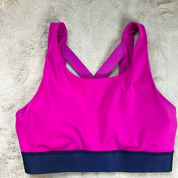 Athleta Other - Athleta Sports Bra with pads size small